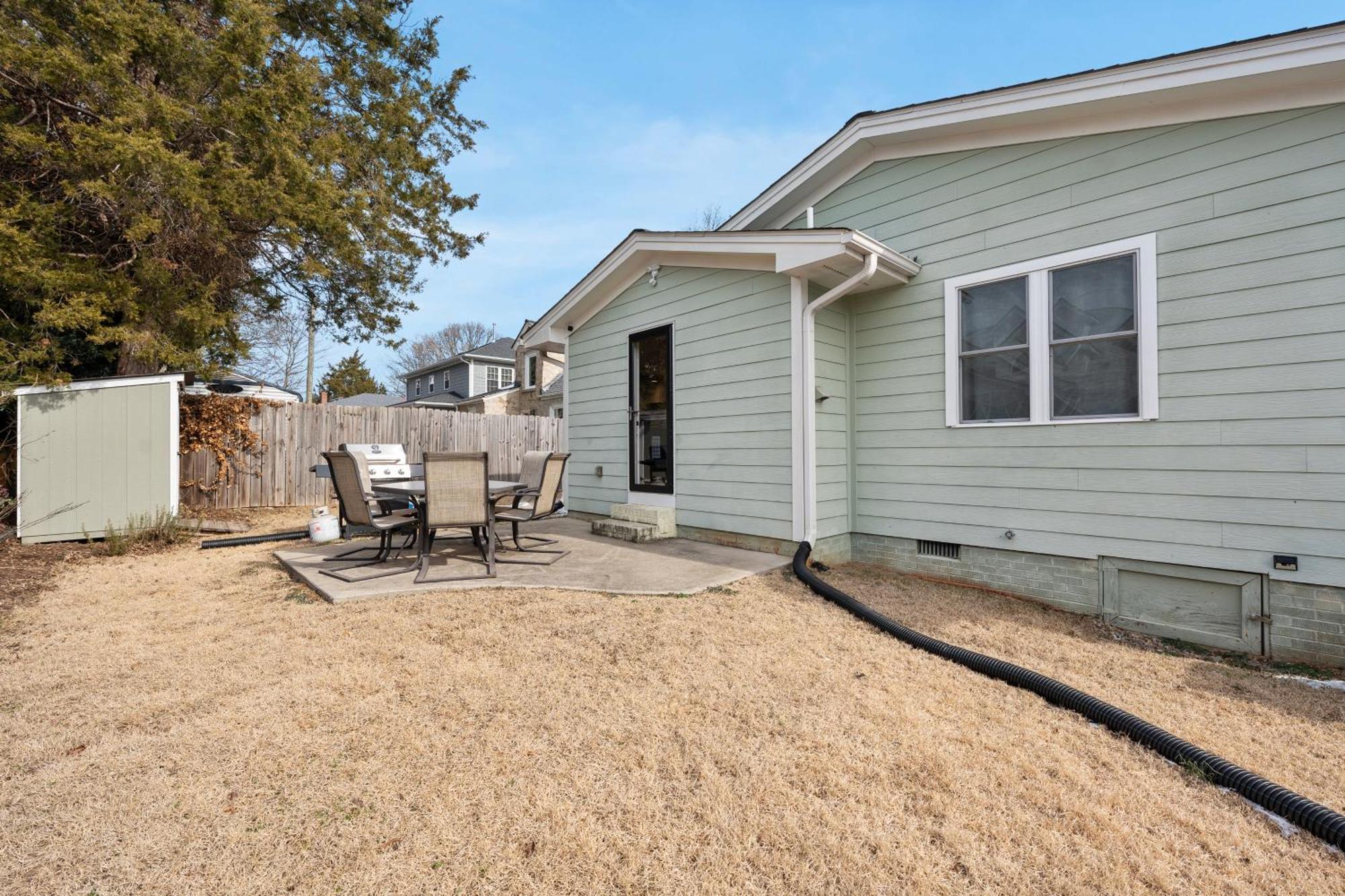 Charming Dt 3-Bed Bungalow With Fenced-In Yard Raleigh Exterior photo